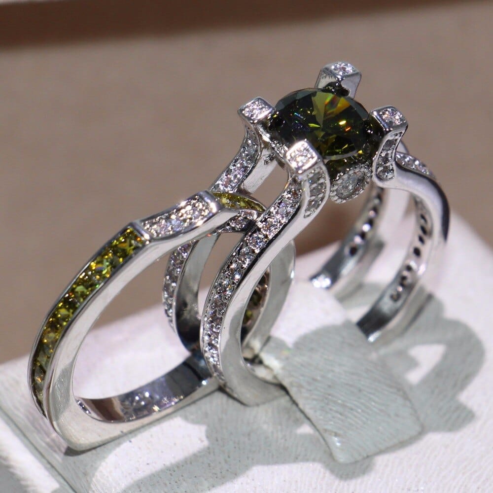 August Peridot Birthstone Ring - Birthmonth Deals