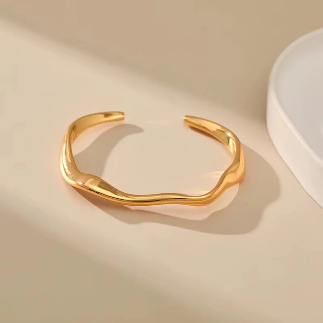 Curv Bracelet