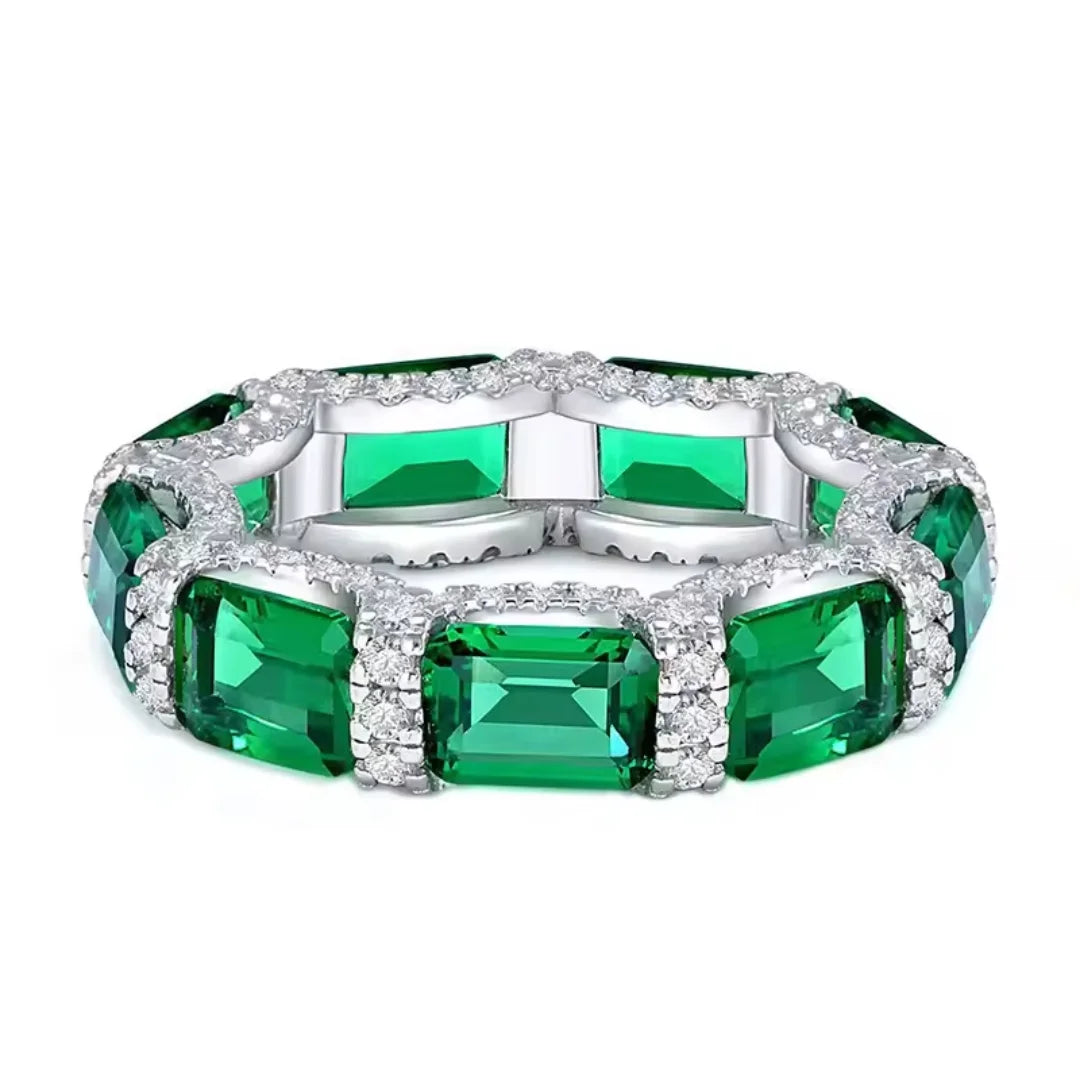 Majestic Emerald Ring