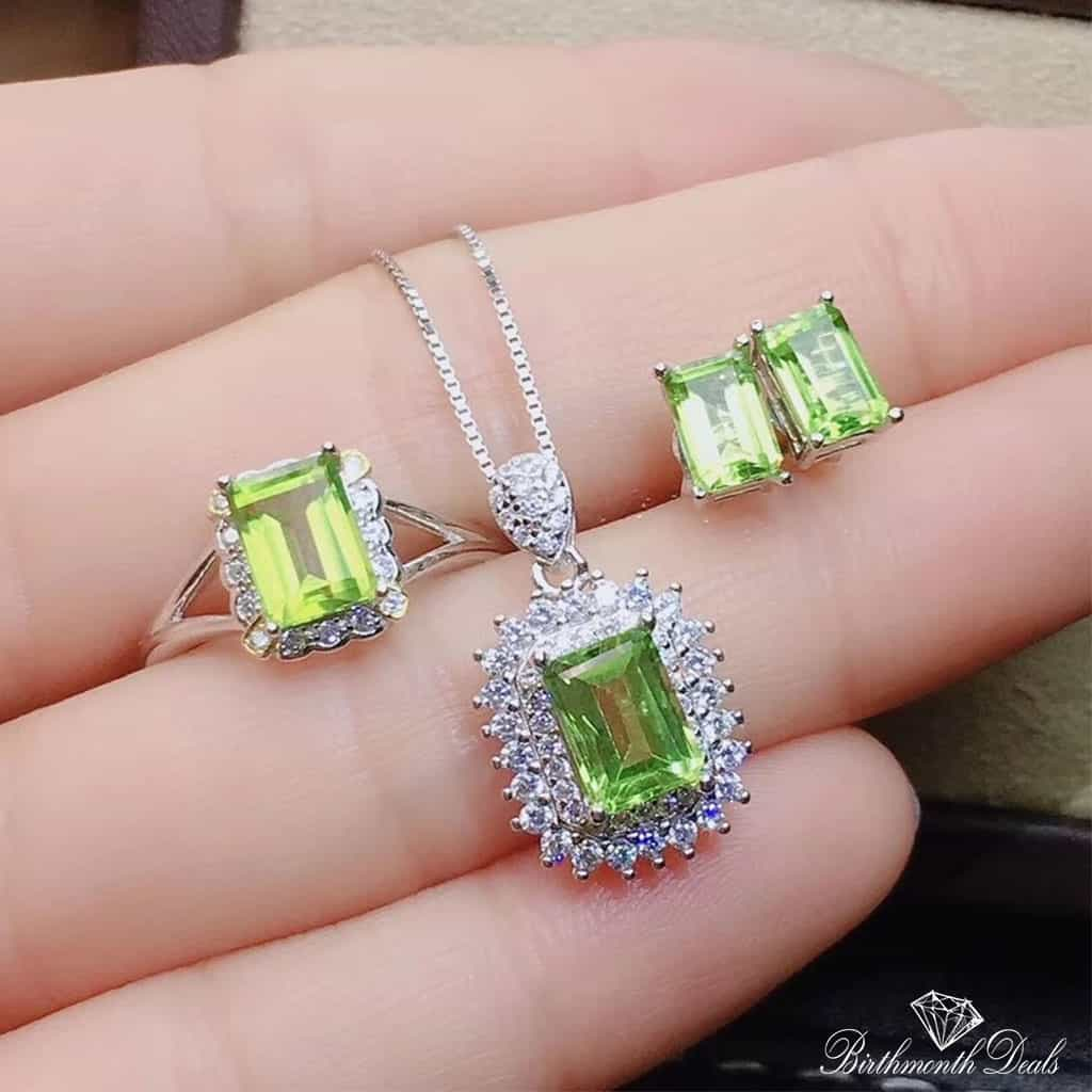 August Peridot Birthstone Jewelry Set - Birthmonth Deals