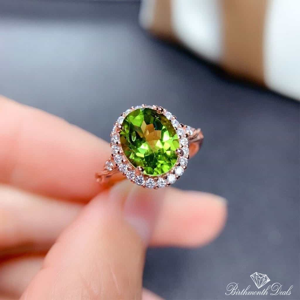 August Peridot Birthstone Ring - Birthmonth Deals