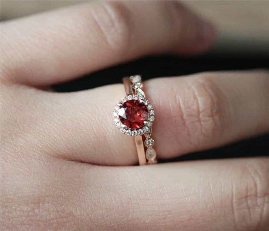 January Garnet Birthstone Ring - Birthmonth Deals