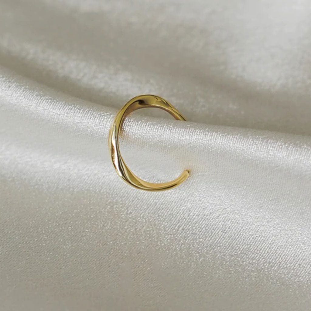 Isabella Ear Cuff - Gold - Birthmonth Deals