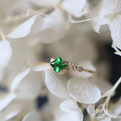 May Emerald Birthstone - Birthmonth Deals