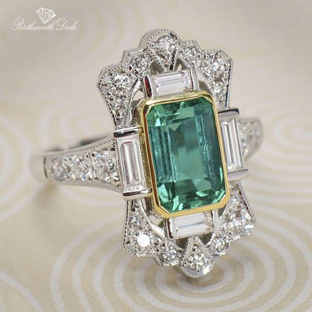 May Emerald Birthstone Ring - Birthmonth Deals