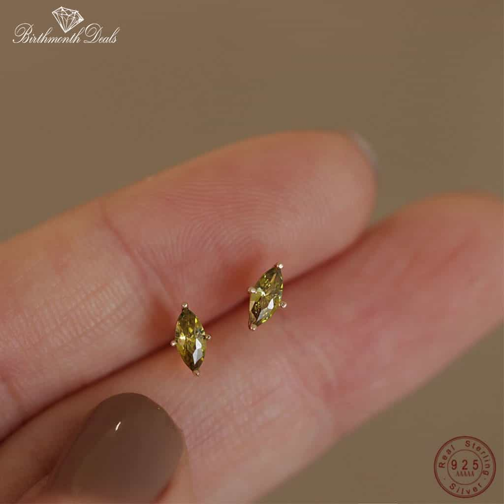 August Peridot Earrings - Birthmonth Deals