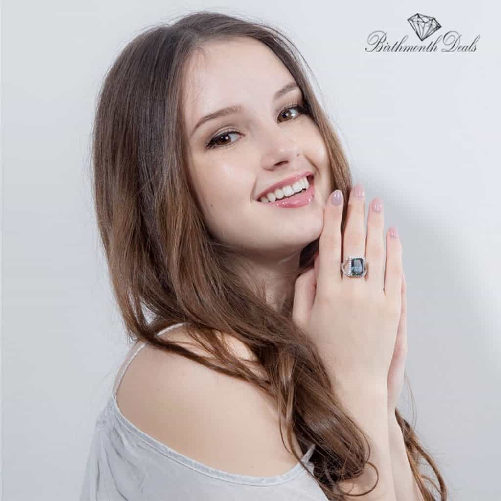 June Alexandrite Birthstone Ring - Birthmonth Deals