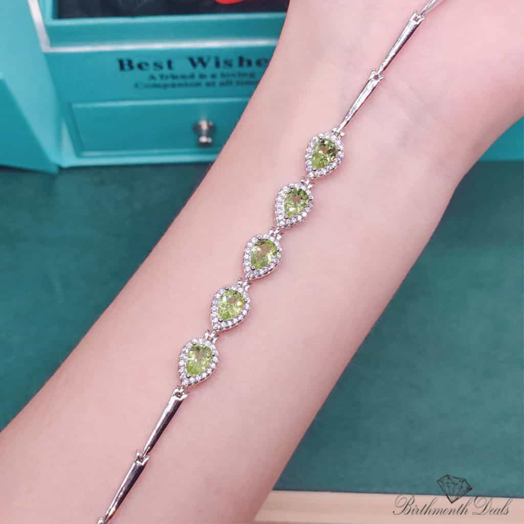 August Peridot Birthstone Bracelet - Birthmonth Deals