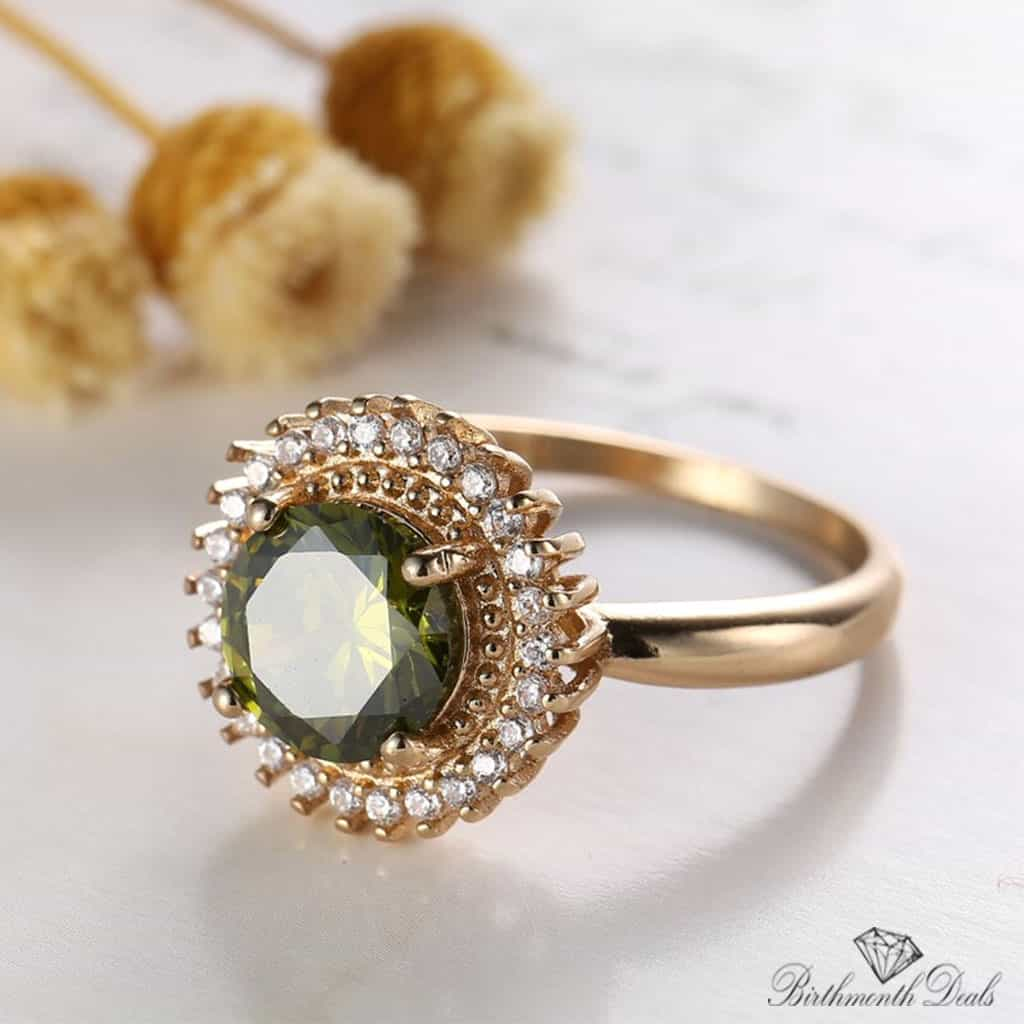 August Peridot Birthstone Ring - Birthmonth Deals