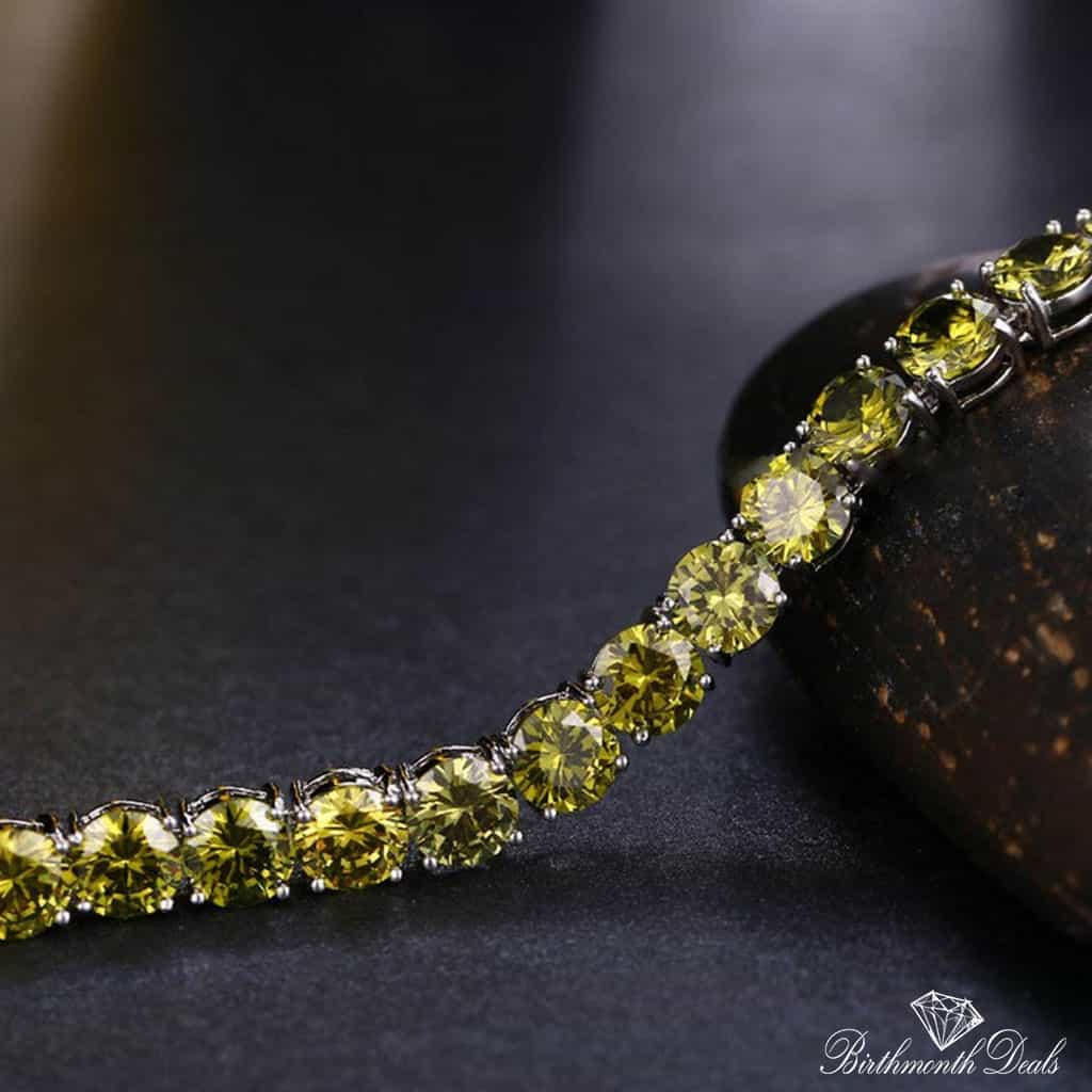 August Peridot Birthstone Bracelet - Birthmonth Deals