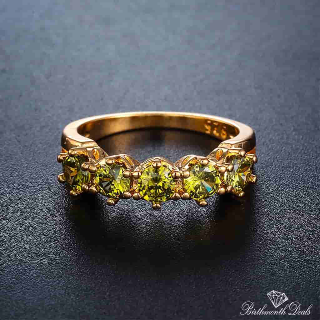 August Peridot Birthstone Ring - Birthmonth Deals