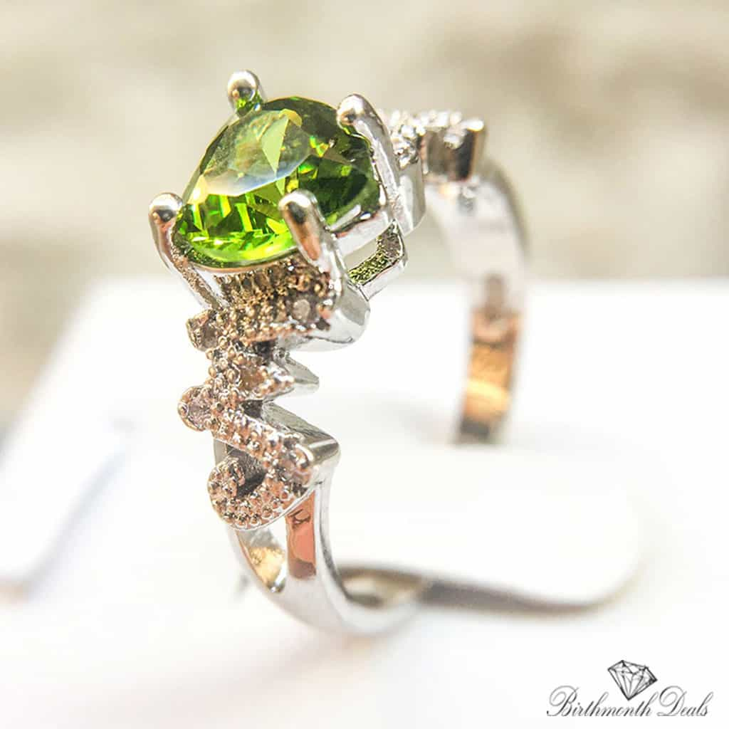 August Peridot Birthstone Ring - Birthmonth Deals