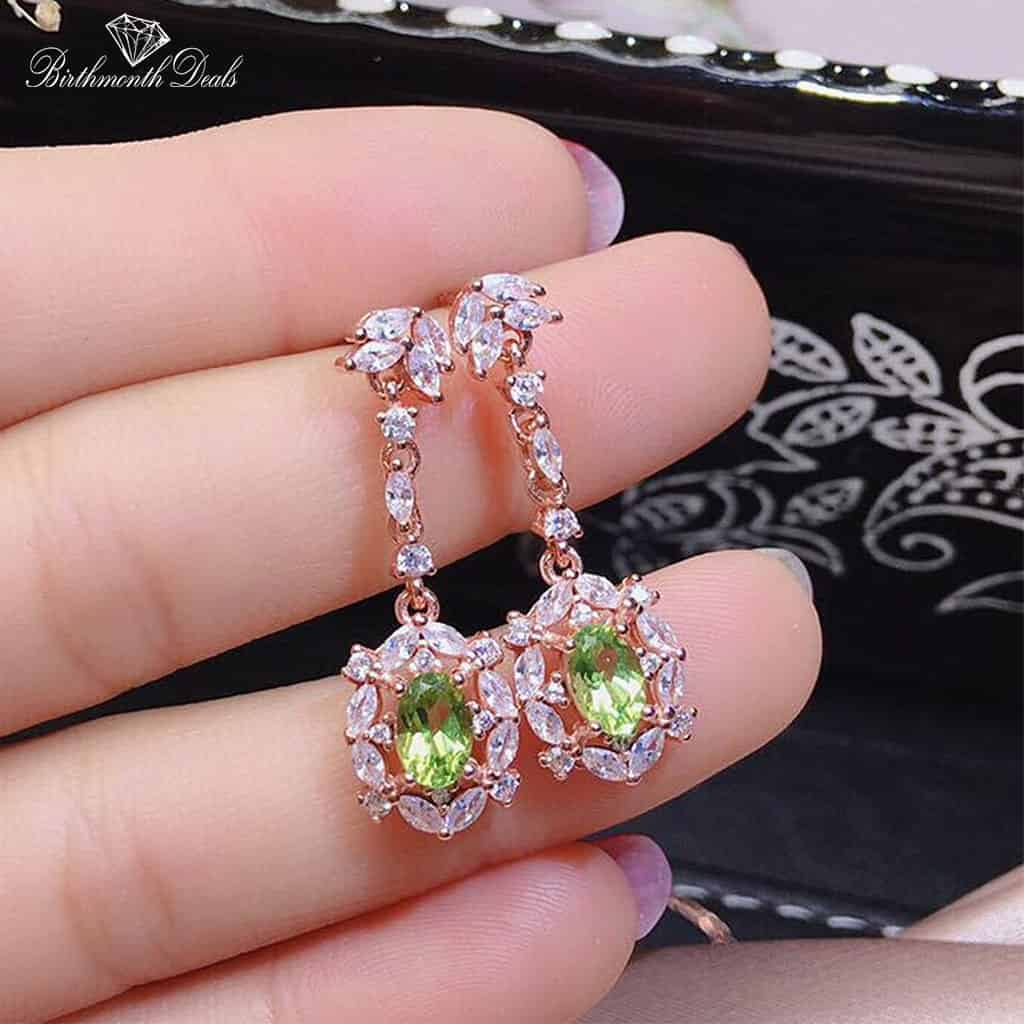 August Peridot Birthstone Jewelry Set - Birthmonth Deals