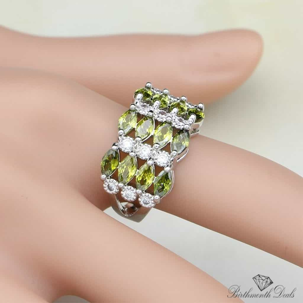 August Peridot Birthstone Jewelry Set - Birthmonth Deals