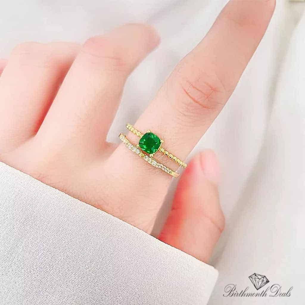 May Emerald Birthstone Ring - Birthmonth Deals