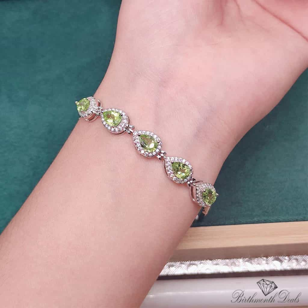 August Peridot Birthstone Bracelet - Birthmonth Deals