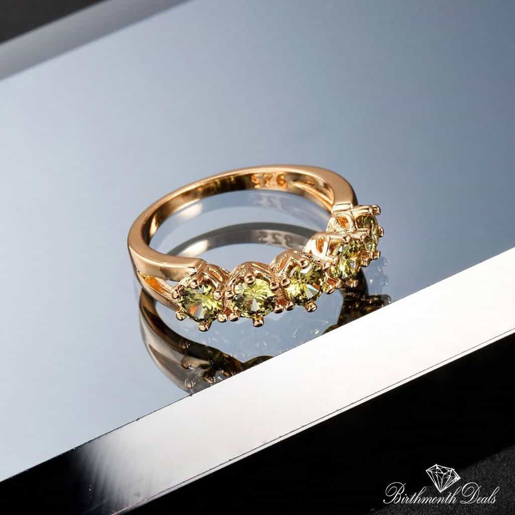 August Peridot Birthstone Ring - Birthmonth Deals