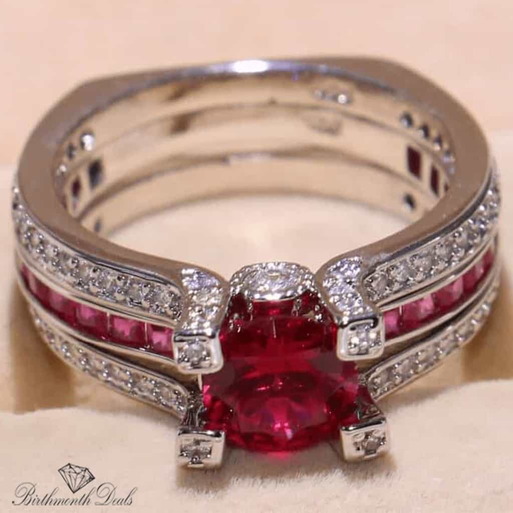 January Garnet Birthstone Ring - Birthmonth Deals