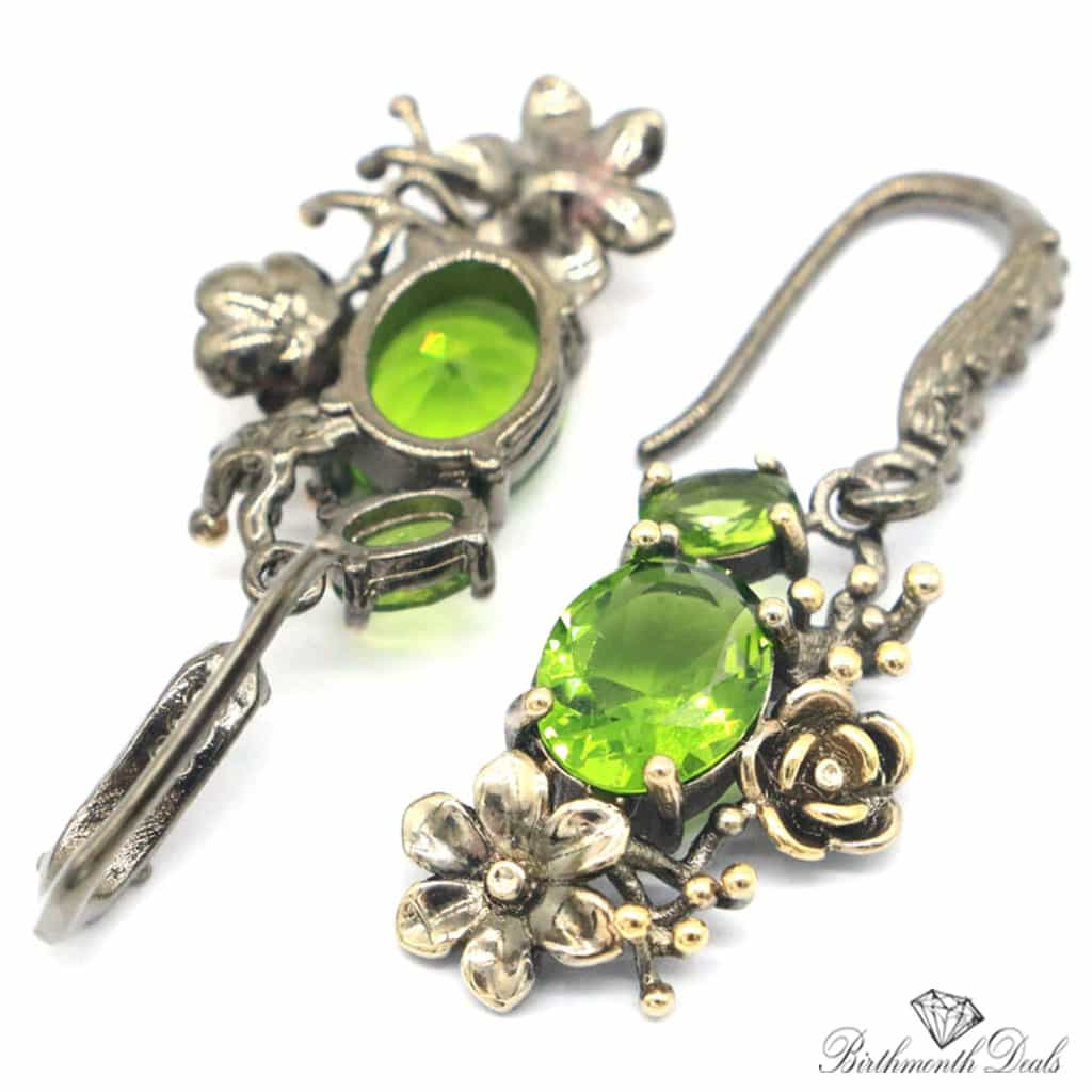 August Peridot Earrings - Birthmonth Deals