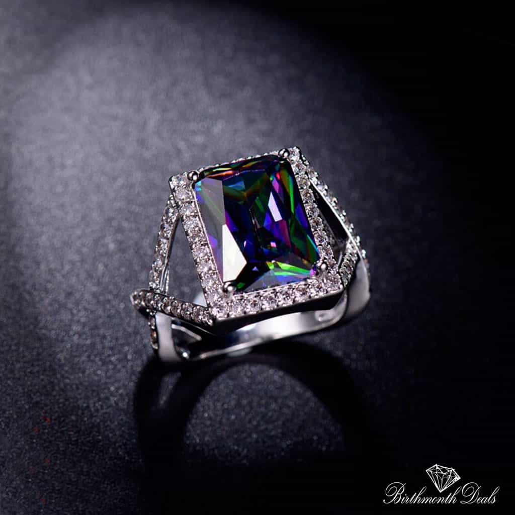 June Alexandrite Birthstone Ring - Birthmonth Deals