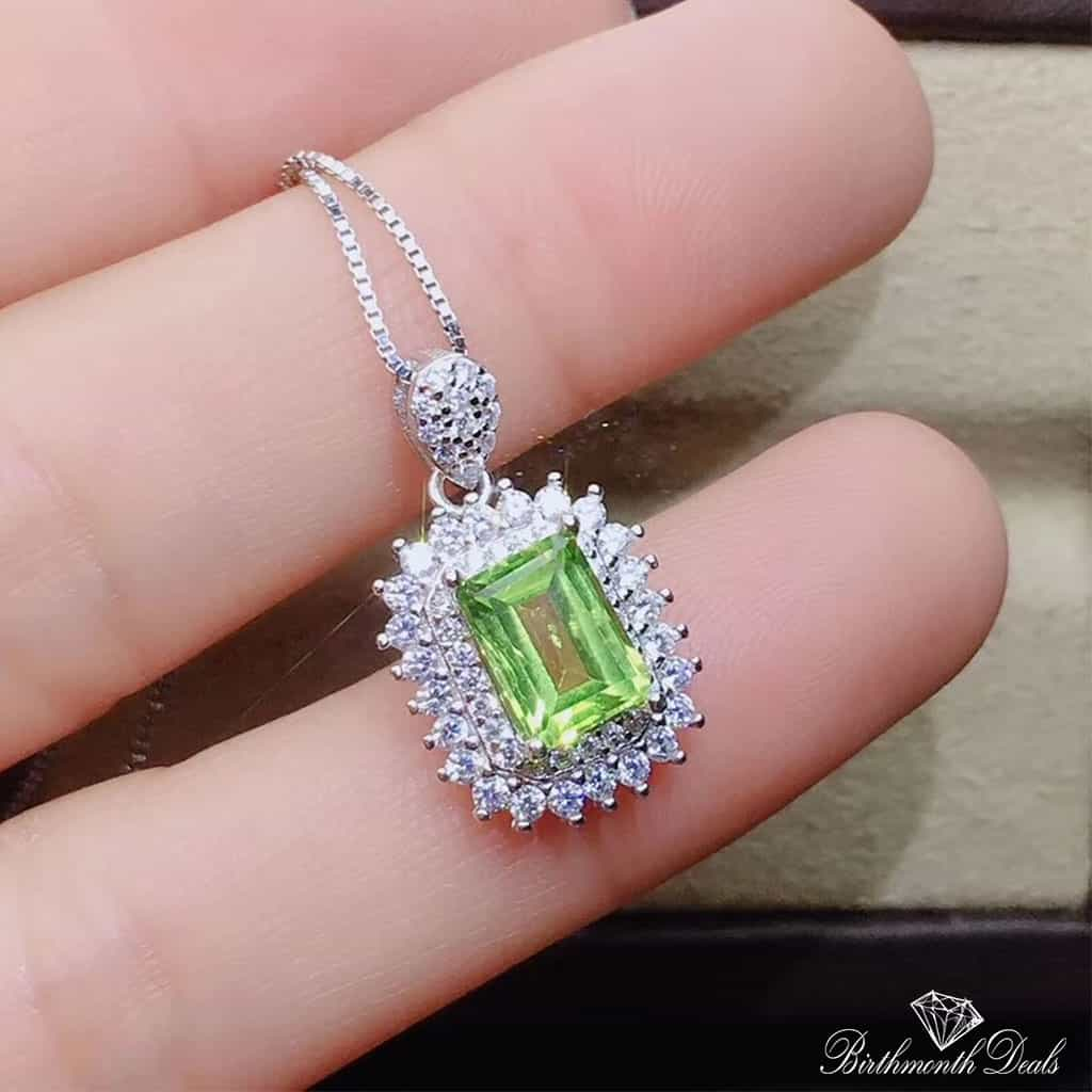 August Peridot Birthstone Jewelry Set - Birthmonth Deals