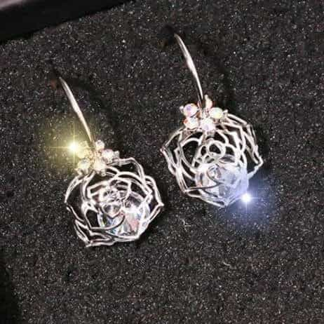 Rosa Earrings - Birthmonth Deals