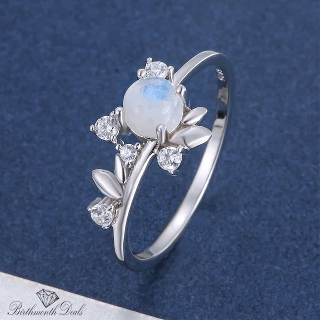 June Moonstone Ring - Birthmonth Deals