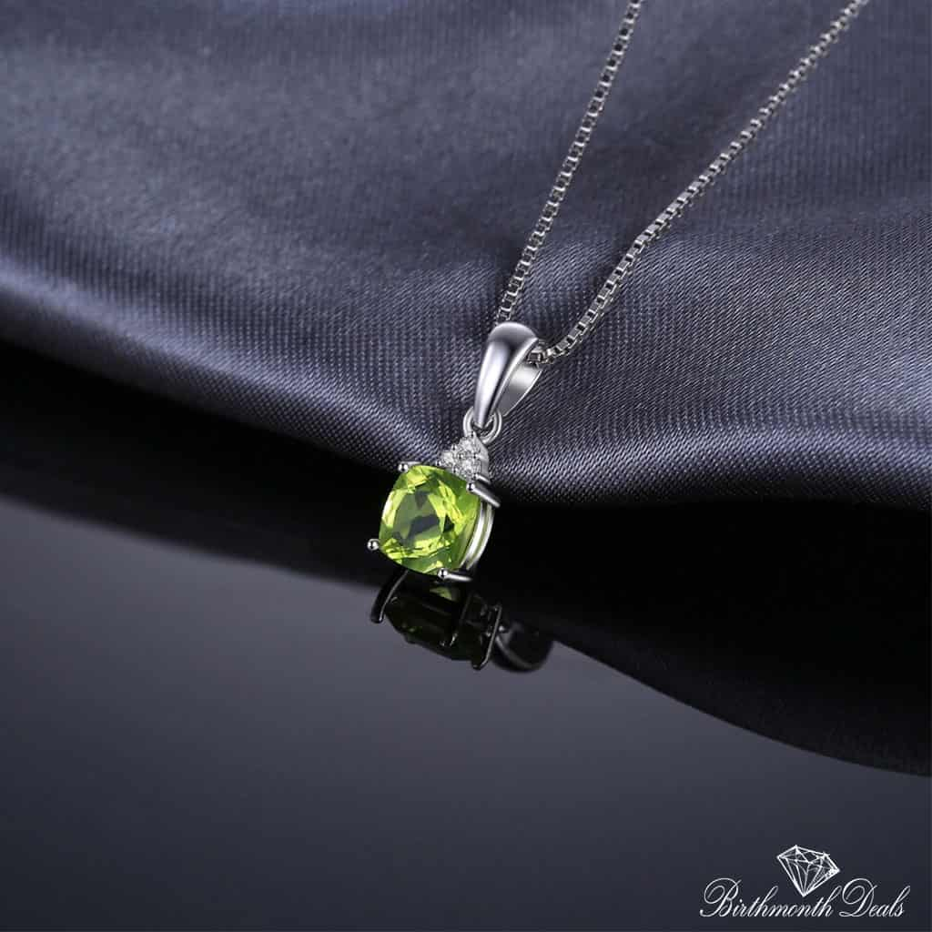 August Peridot Necklace - Birthmonth Deals