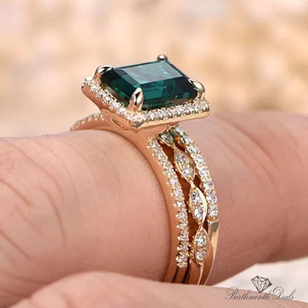 May Emerald Birthstone Stacking Ring - Birthmonth Deals