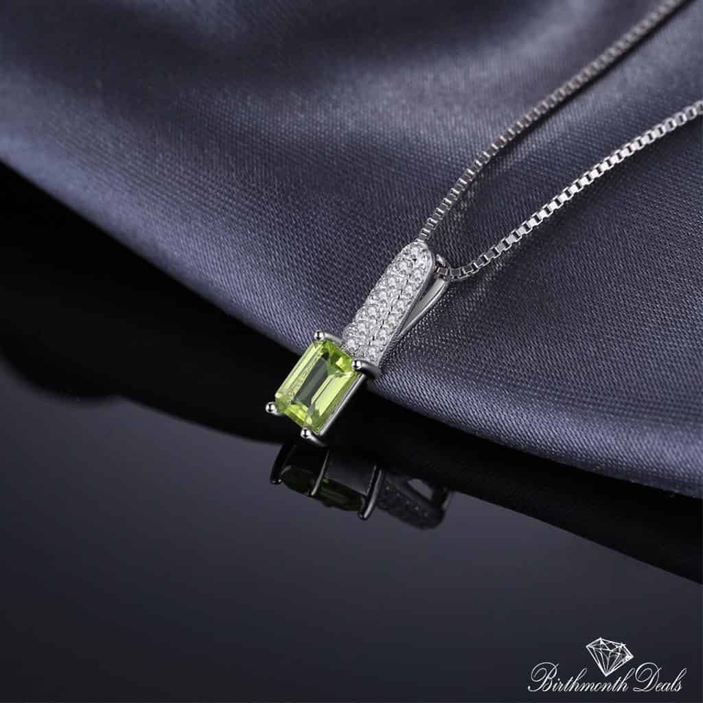 August Peridot Necklace - Birthmonth Deals