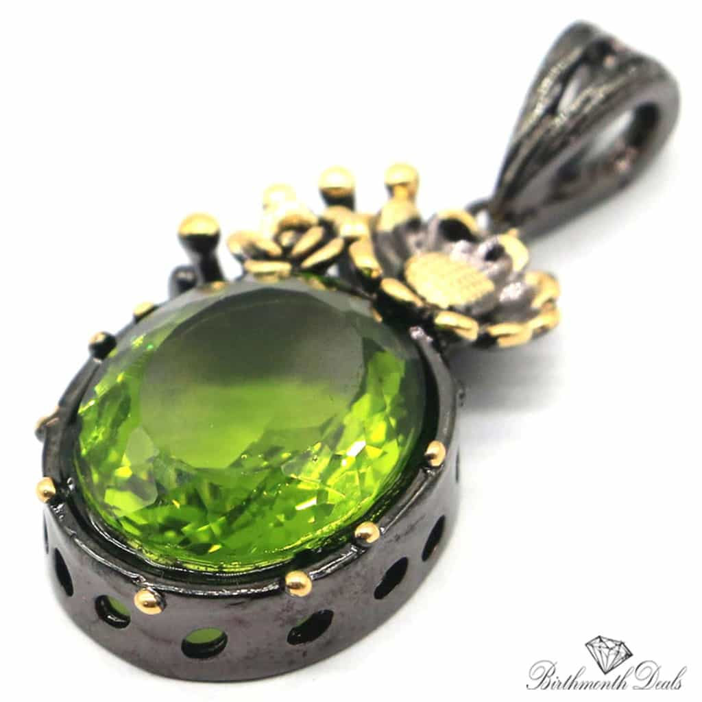 August Peridot Earrings And Pendant - Birthmonth Deals