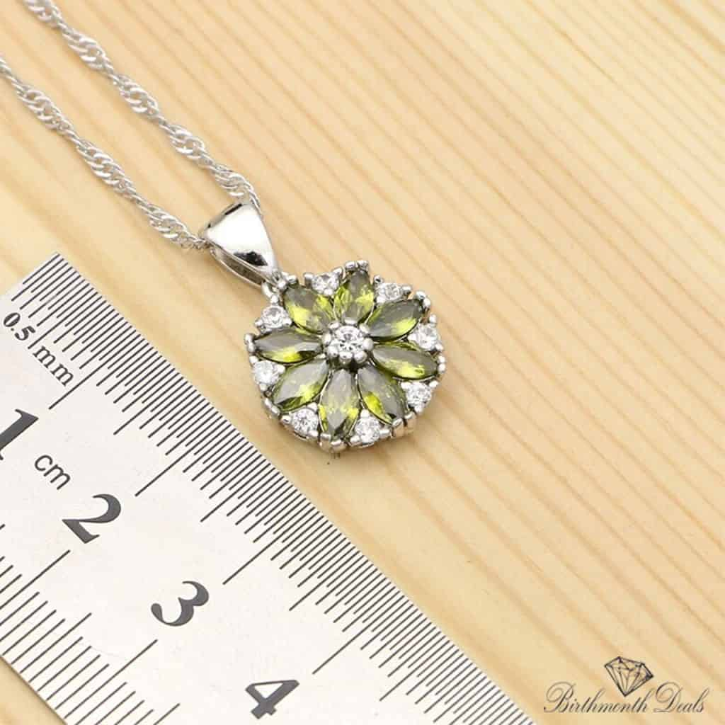 August Peridot Birthstone Jewelry Set - Birthmonth Deals