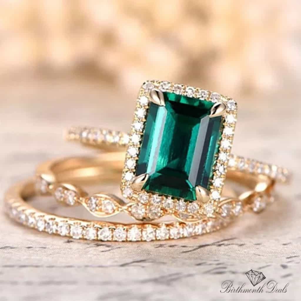 May Emerald Birthstone Stacking Ring - Birthmonth Deals