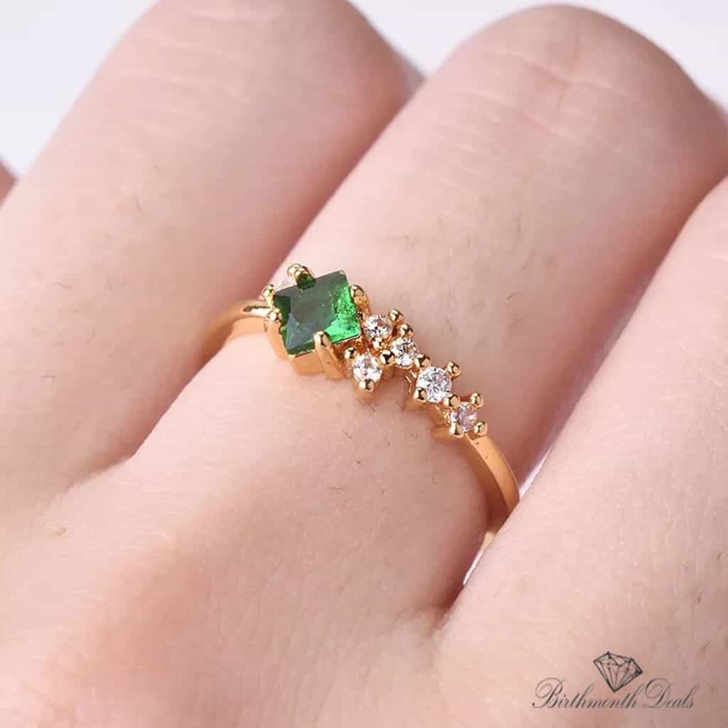 May Emerald Birthstone - Birthmonth Deals