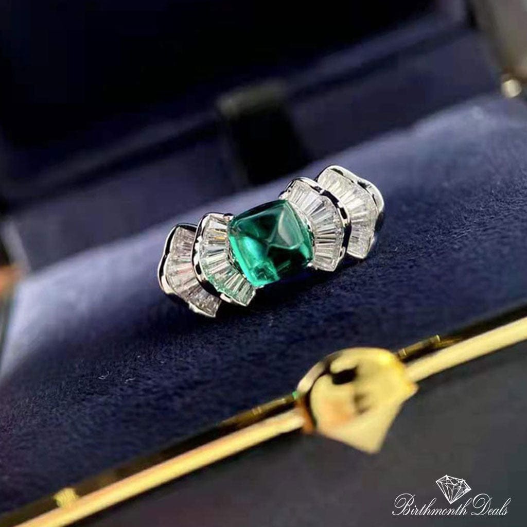 May Emerald Birthstone Ring - Birthmonth Deals