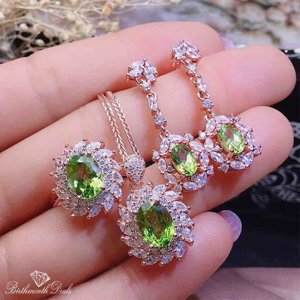 August Peridot Birthstone Jewelry Set - Birthmonth Deals