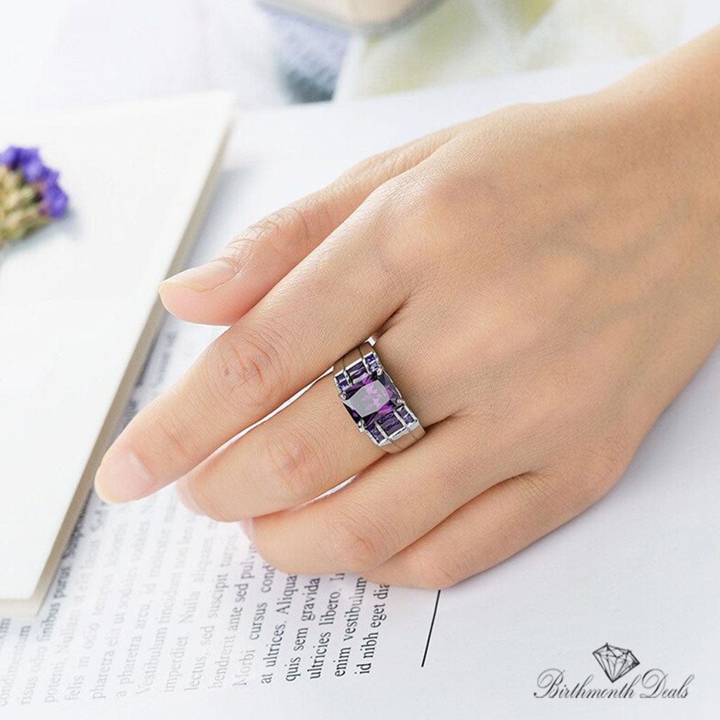 June Alexandrite Birthstone Ring - Birthmonth Deals