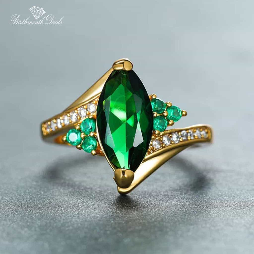 May Emerald Birthstone Ring - Birthmonth Deals