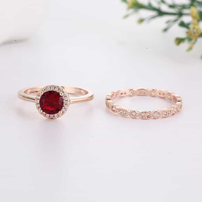 January Garnet Birthstone Ring - Birthmonth Deals