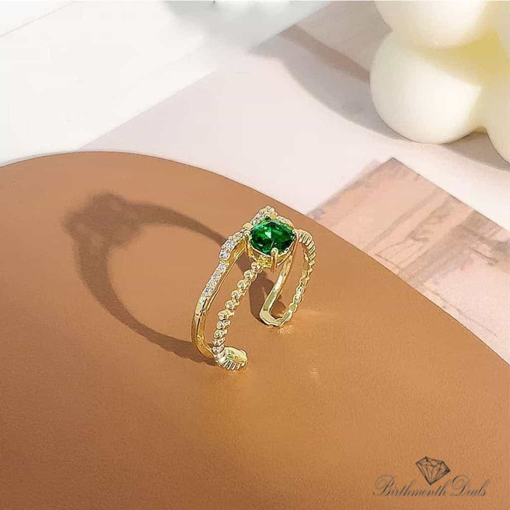 May Emerald Birthstone Ring - Birthmonth Deals