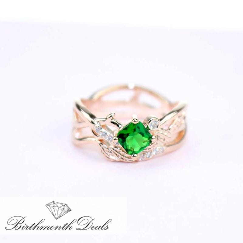 May Emerald Birthstone Ring - Birthmonth Deals