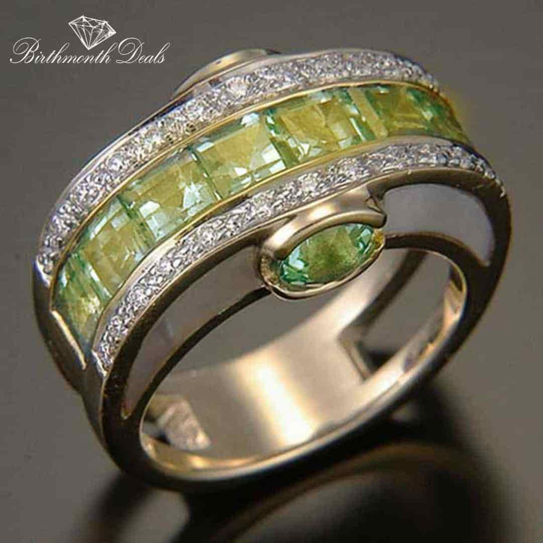 August Peridot Birthstone Ring - Birthmonth Deals