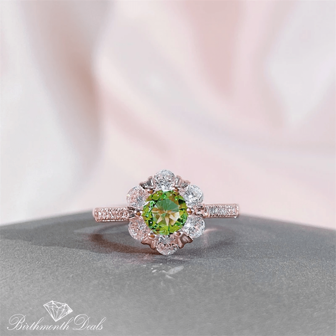 August Peridot Birthstone Ring - Birthmonth Deals