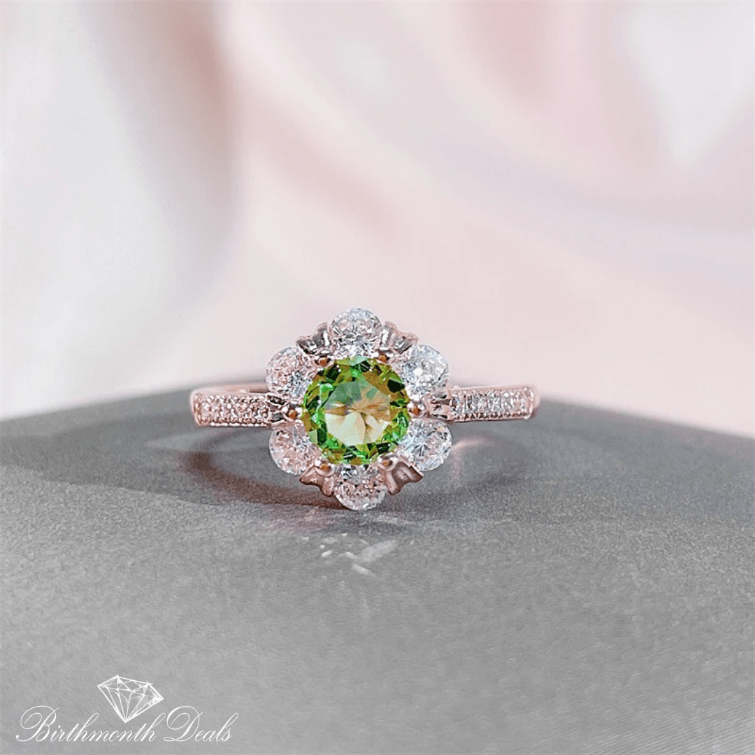 August Peridot Birthstone Ring - Birthmonth Deals