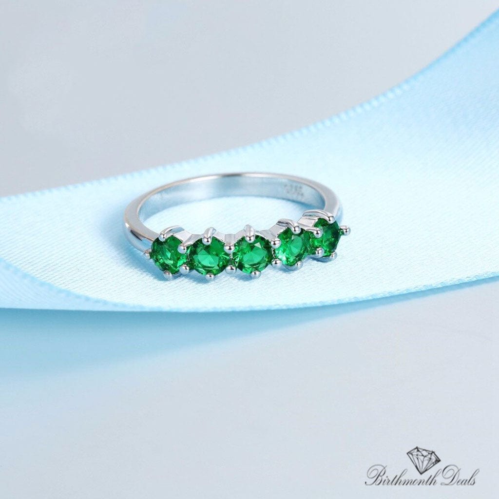 August Peridot Birthstone Ring - Birthmonth Deals