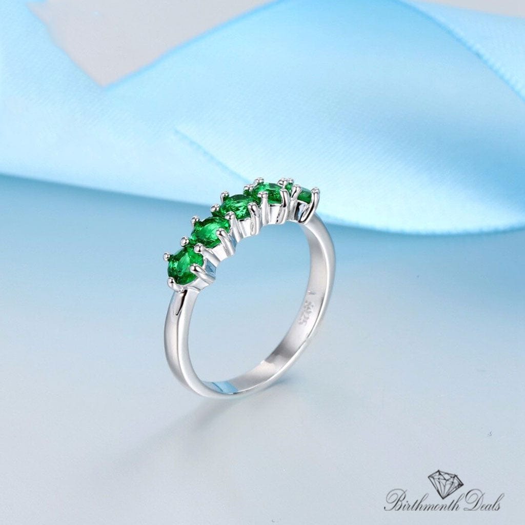 August Peridot Birthstone Ring - Birthmonth Deals