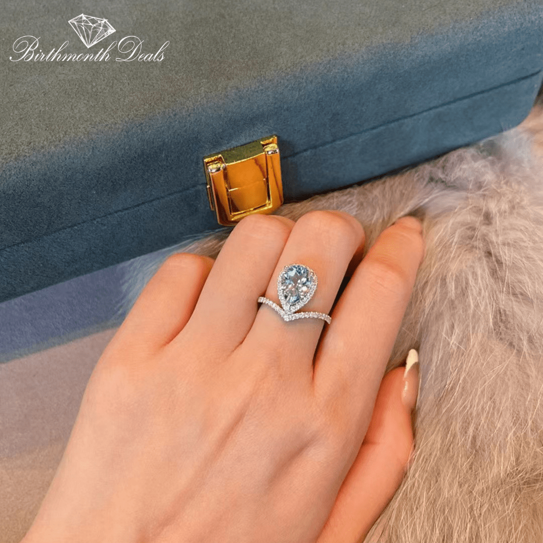 December Zircon Birthstone Ring - Birthmonth Deals