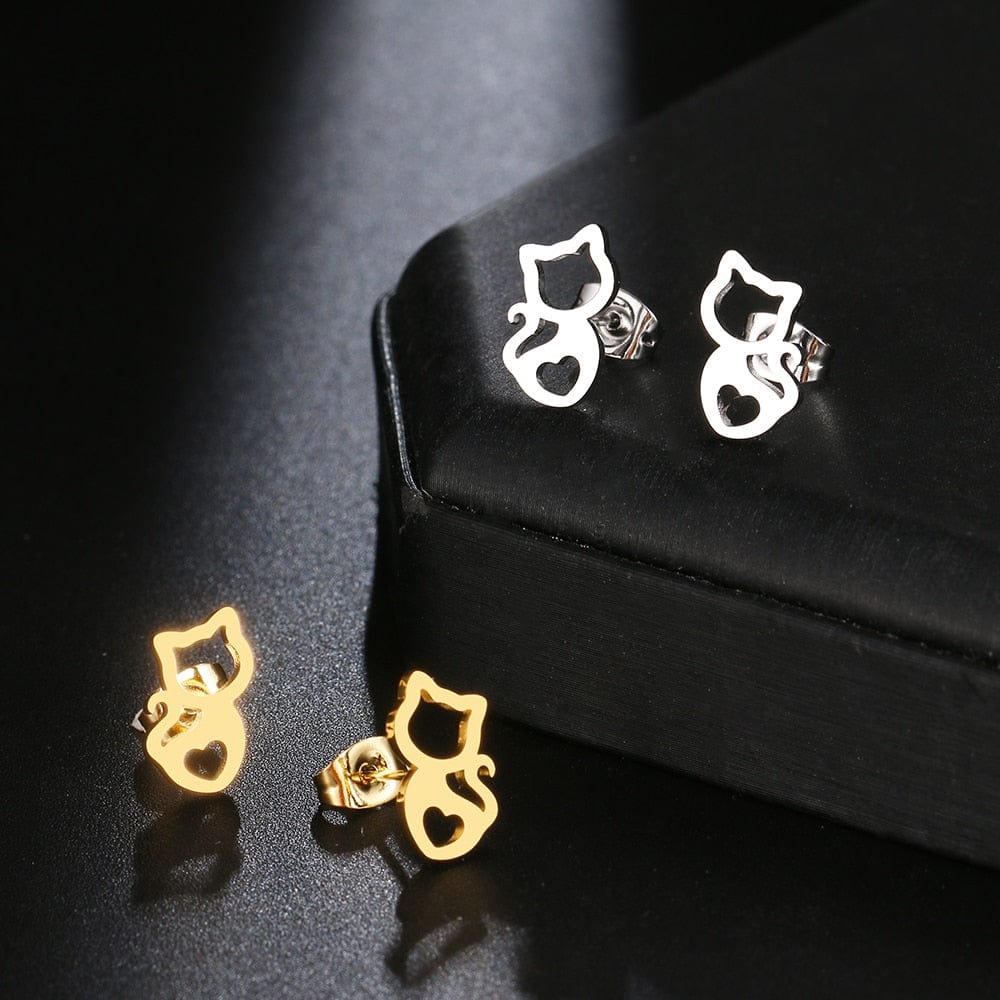 Cat Heart Earrings - Birthmonth Deals