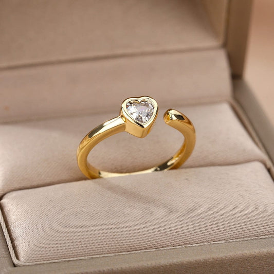 Diamond Heart Ring - Birthmonth Deals