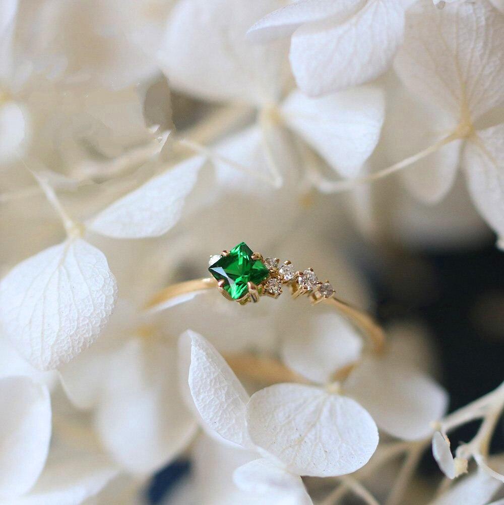 May Emerald Birthstone Ring - Birthmonth Deals